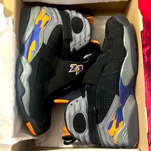 Air Jordan 8 Retro “Phoenix Sun”